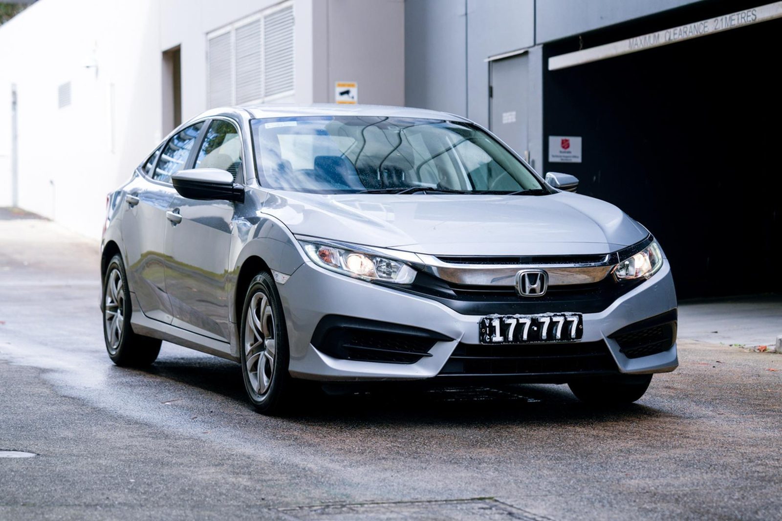 2017 Honda Civic 10th Gen MY17 VTi Sedan 4dr CVT 1sp 1.8i – #940