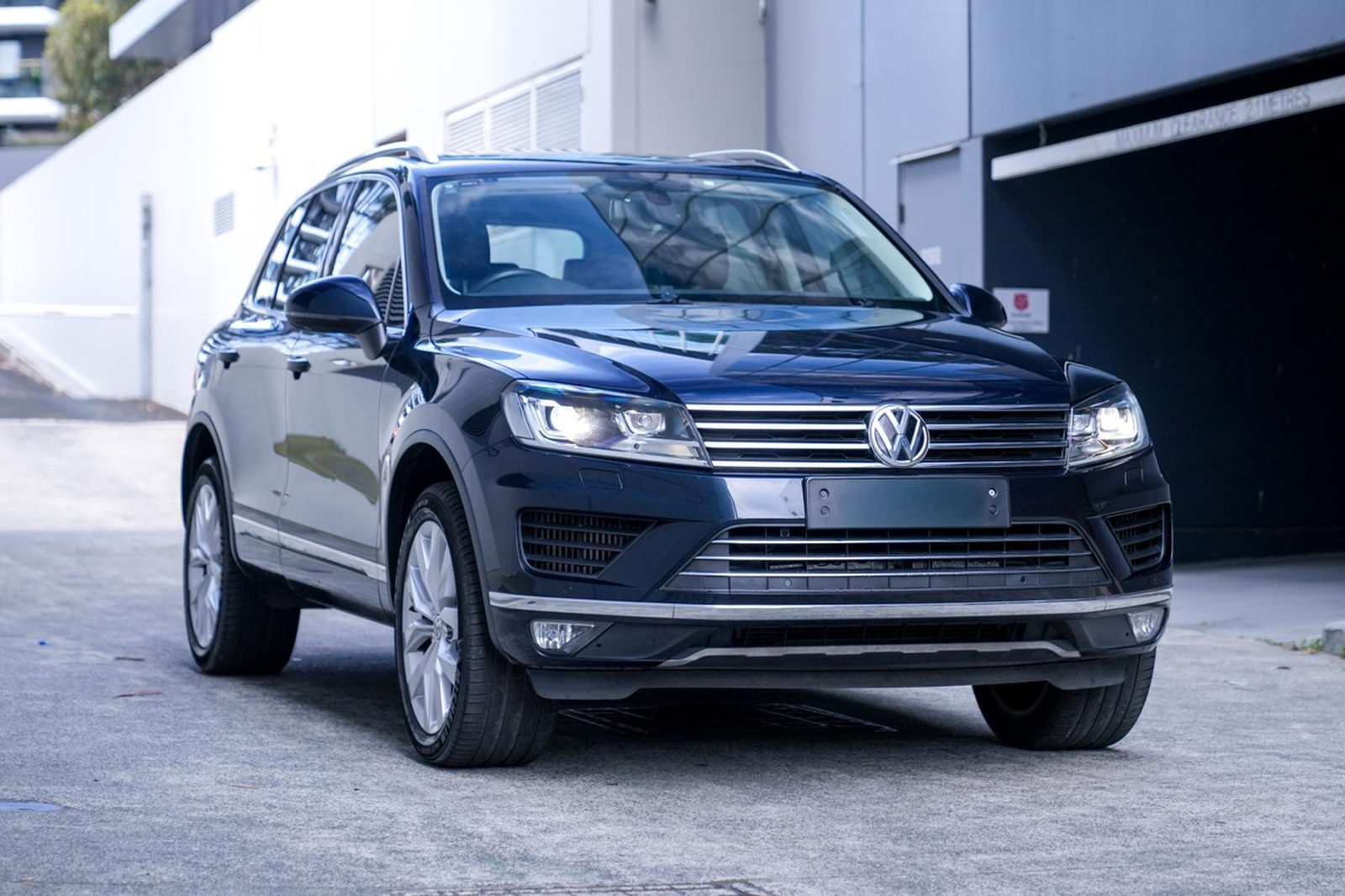 2015 Volkswagen Touareg 7P MY16 V6 TDI Wagon 5dr Tiptronic 8sp, 4MOTION 3.0DT – #969