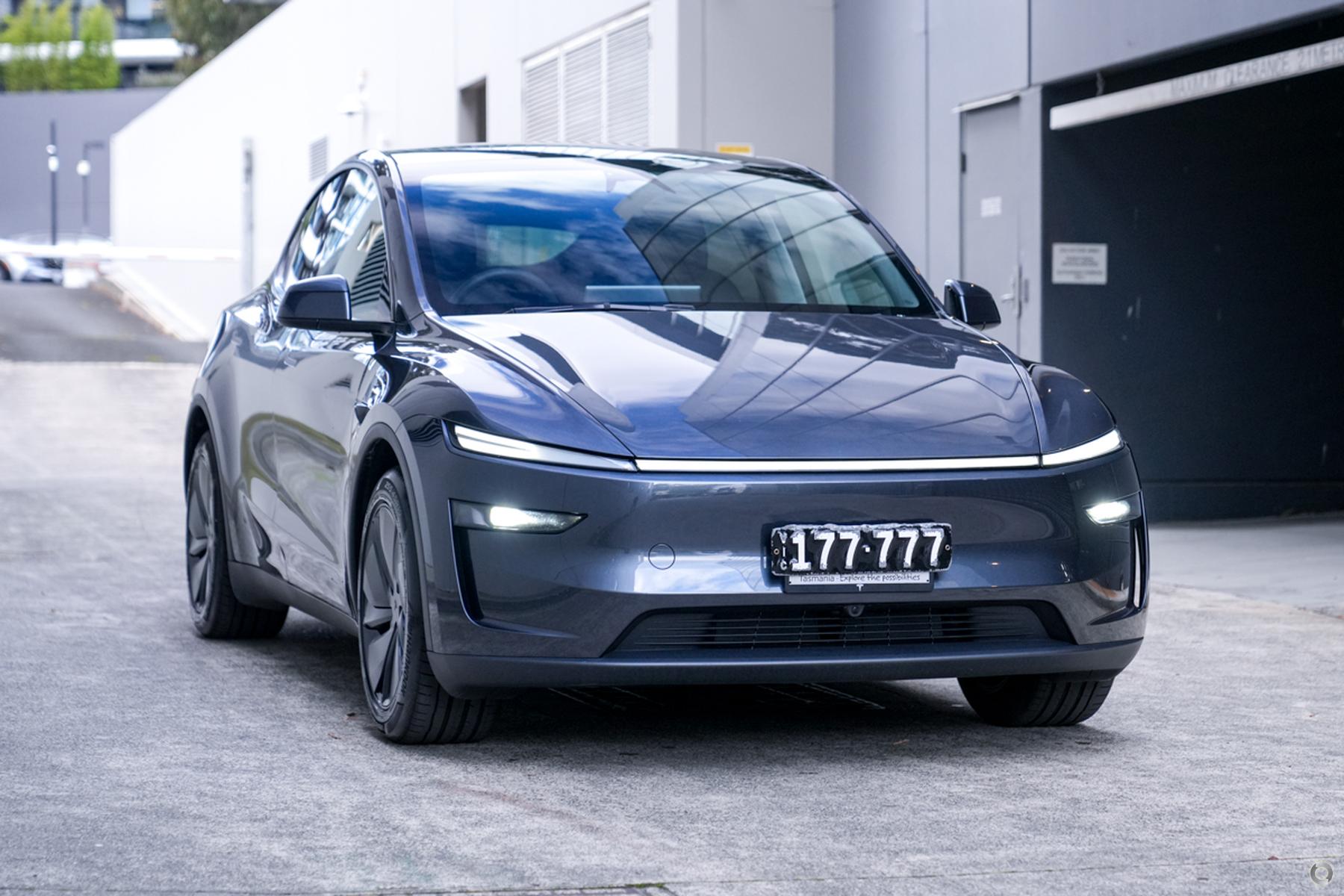 2025 Tesla Model Y